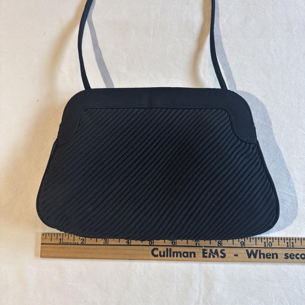 Fine Arts Bag Co. New York - Hong Kong Black Mid-Century Pleated Shoulder Bag